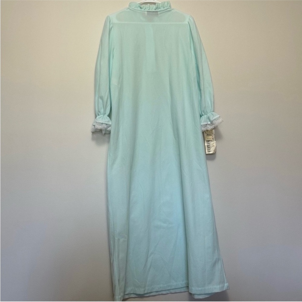 NWT Vintage Vandemere Nightgown - Picture 2 of 5